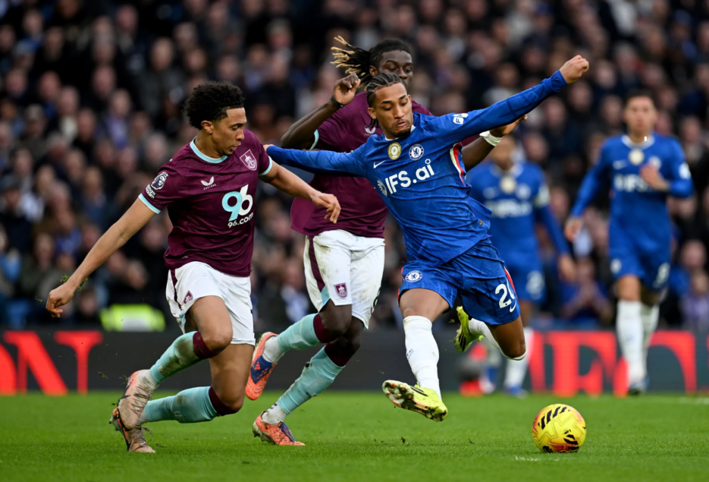 Hasil Pertandingan Chelsea vs Burnley 1-1, Fofana Kartu Merah, The Blues Gagal Menang