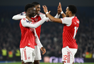 Brighton vs Arsenal 0-1, Gol Saka Bawa Arsenal Tetap Kokoh di Puncak