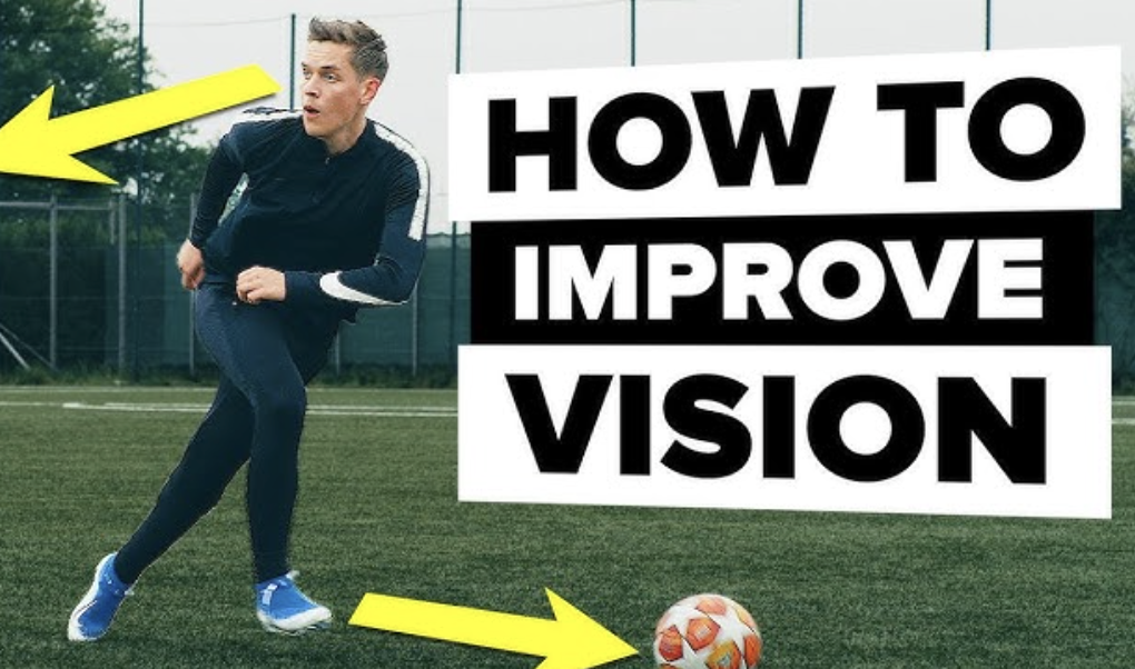 visi bermain sepakbola